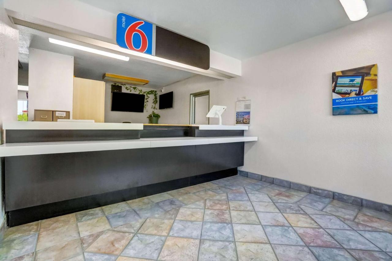 Motel 6-Red Bluff, Ca Esterno foto